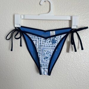 Hollister Side-Tie Cheeky Bikini Bottom floral paisley bandana scarf style